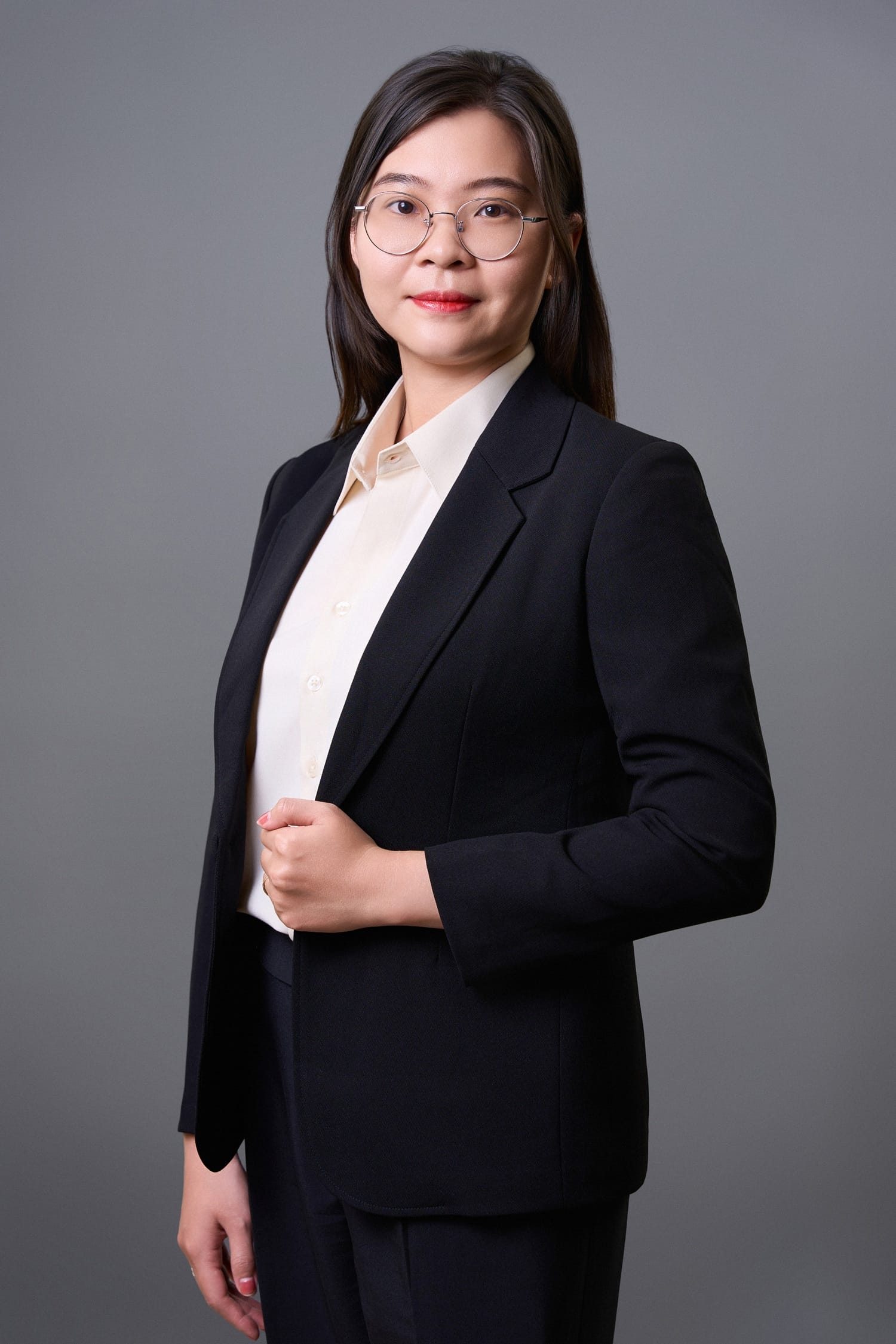 Ms Hellen - Tinh Pham - VIVA