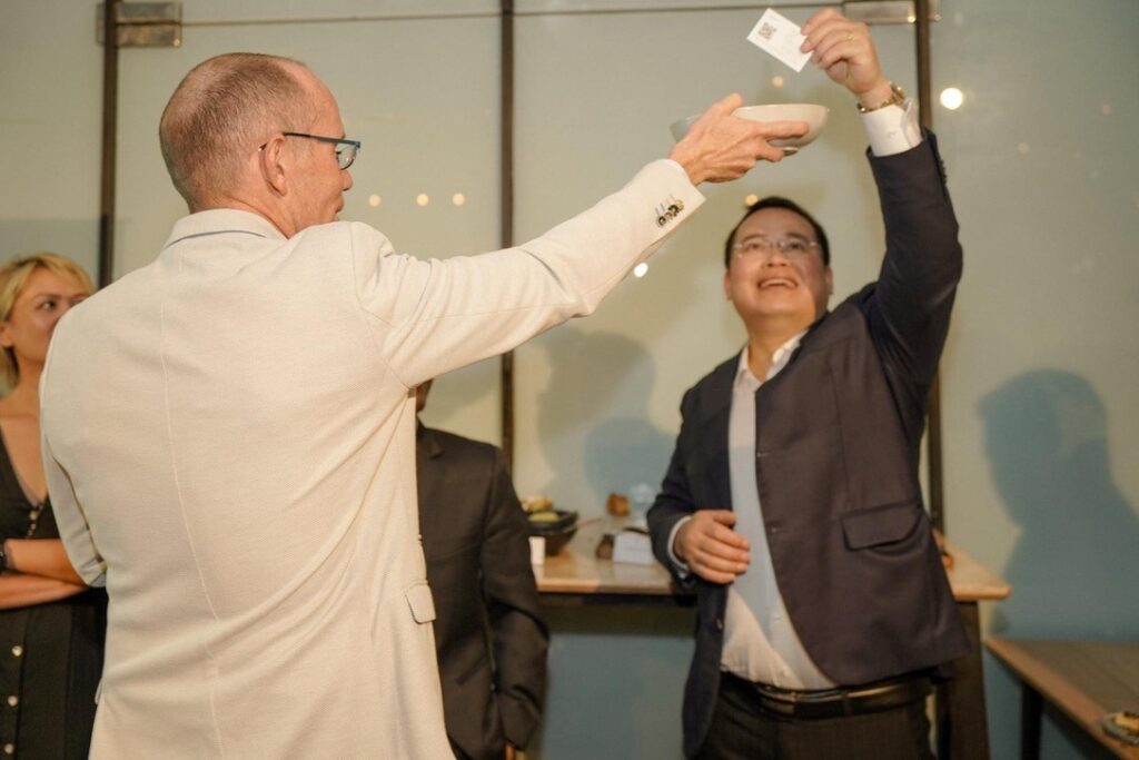 F95C7EBE 3FE2 4E45 B1B1 93CA9B2B93A7 1 105 c 1 - Images of VIVA Business Consulting